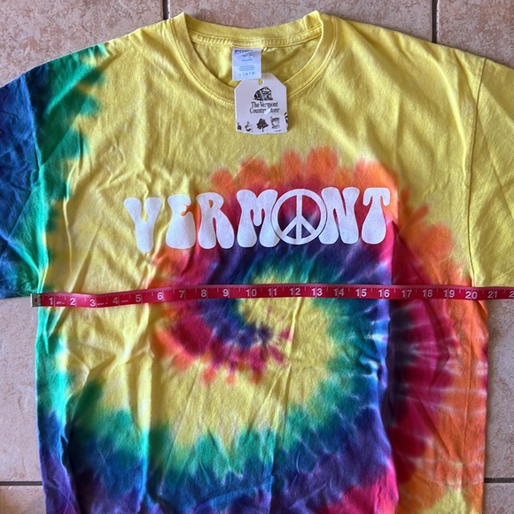 NWT Vermont Tie‎ Dye Spiral Rainbow T-Shirt, Sz Large - Picture 6 of 7